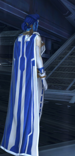 Alderaanian Knight Armor Set player-view from Star Wars: The Old Republic.
