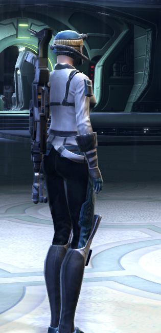 Belsavis Smuggler Armor Set player-view from Star Wars: The Old Republic.