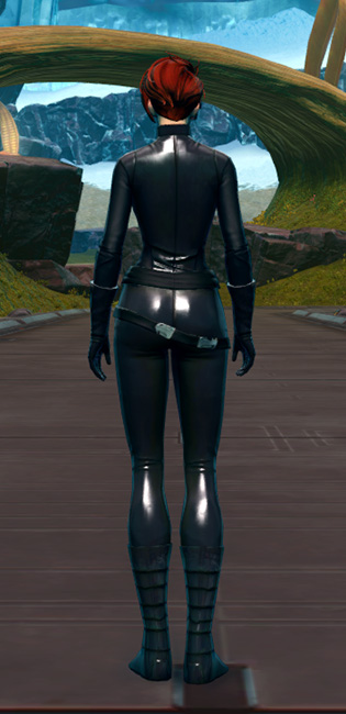 Blue Efficiency Scanner Armor Set player-view from Star Wars: The Old Republic.