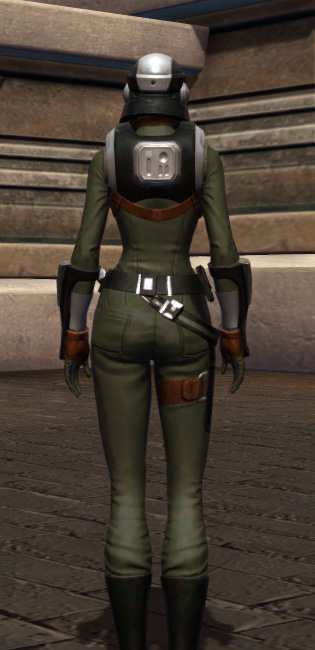 Established Foothold Armor Set player-view from Star Wars: The Old Republic.