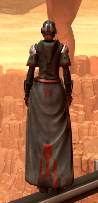 Fortified Electrum Armor Set player-view from Star Wars: The Old Republic.