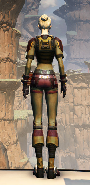 Hutt Cartel Armor Set player-view from Star Wars: The Old Republic.
