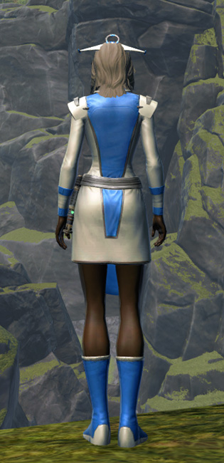 Regal Apparel Armor Set player-view from Star Wars: The Old Republic.