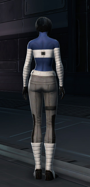 Relaxed Uniform Armor Set player-view from Star Wars: The Old Republic.