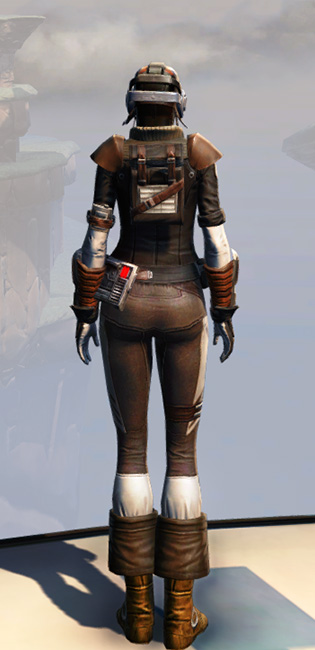 Remnant Resurrected Smuggler Armor Set player-view from Star Wars: The Old Republic.