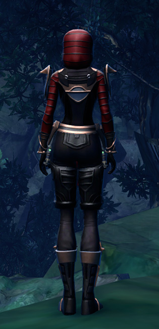 Revanite Pursuer Armor Set player-view from Star Wars: The Old Republic.