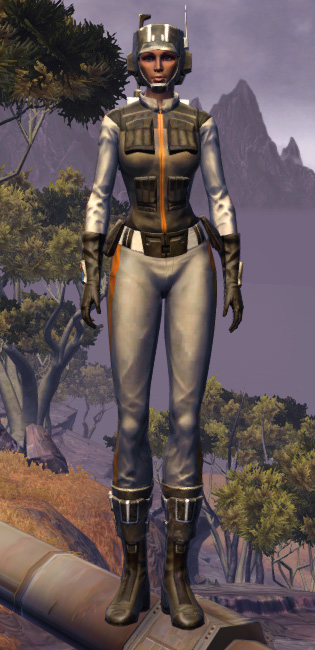 TD-17A Talon Armor Set Outfit from Star Wars: The Old Republic.