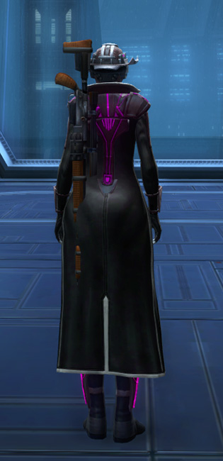 Voltaic Vandal Armor Set player-view from Star Wars: The Old Republic.