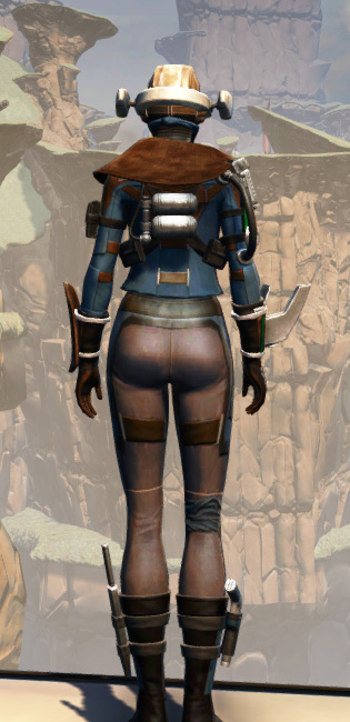 War Hero Field Tech Armor Set player-view from Star Wars: The Old Republic.